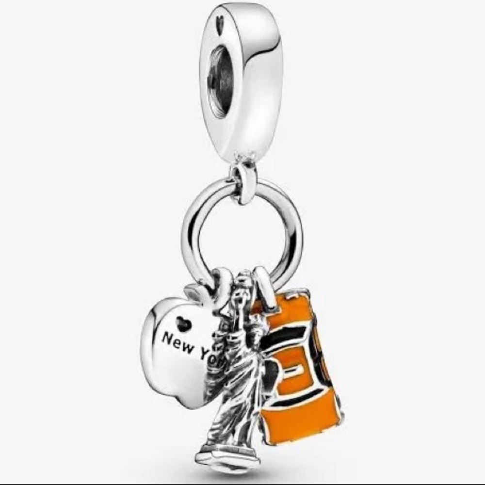 Pandora NYC 3 charm dangle
